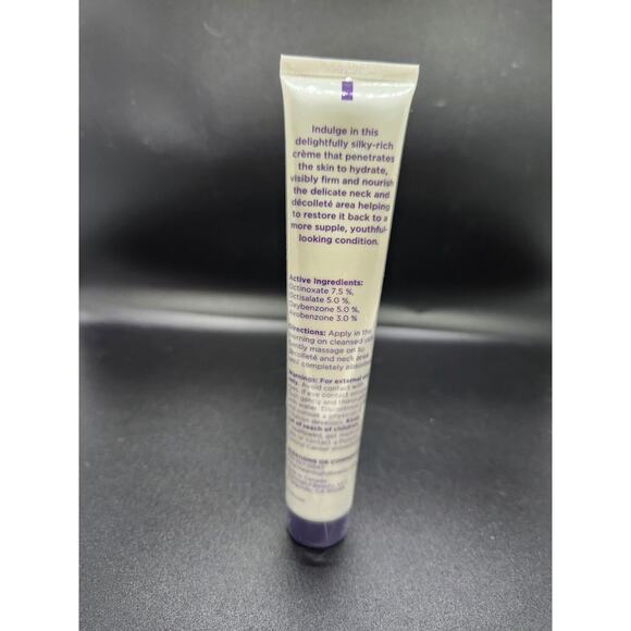 Meaningful Beauty Skin Brightening Decollete & Neck Treatment 1.7 oz - Picture 2 of 2